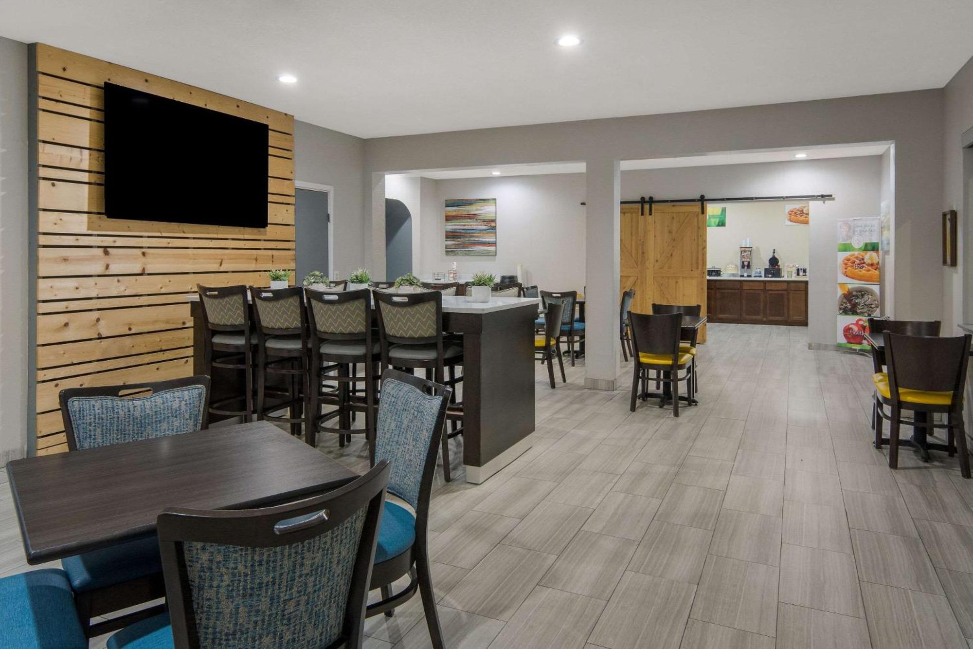 Hotel Quality & - Fort Worth North Roanoke