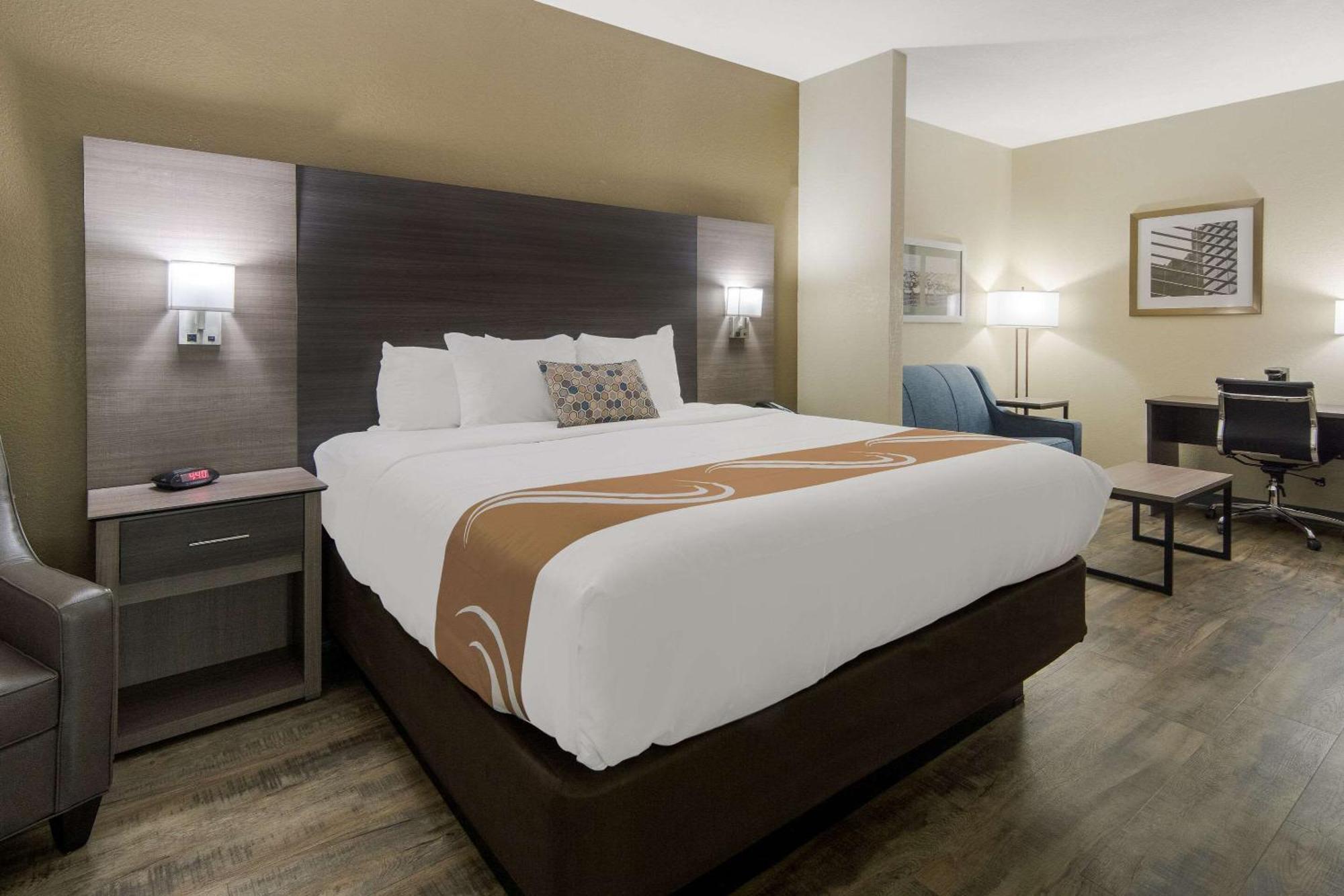 Hotel Quality & - Worth North
