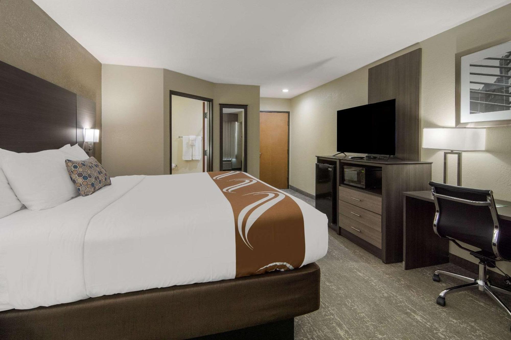 Hotel Quality & - Worth North 3*
