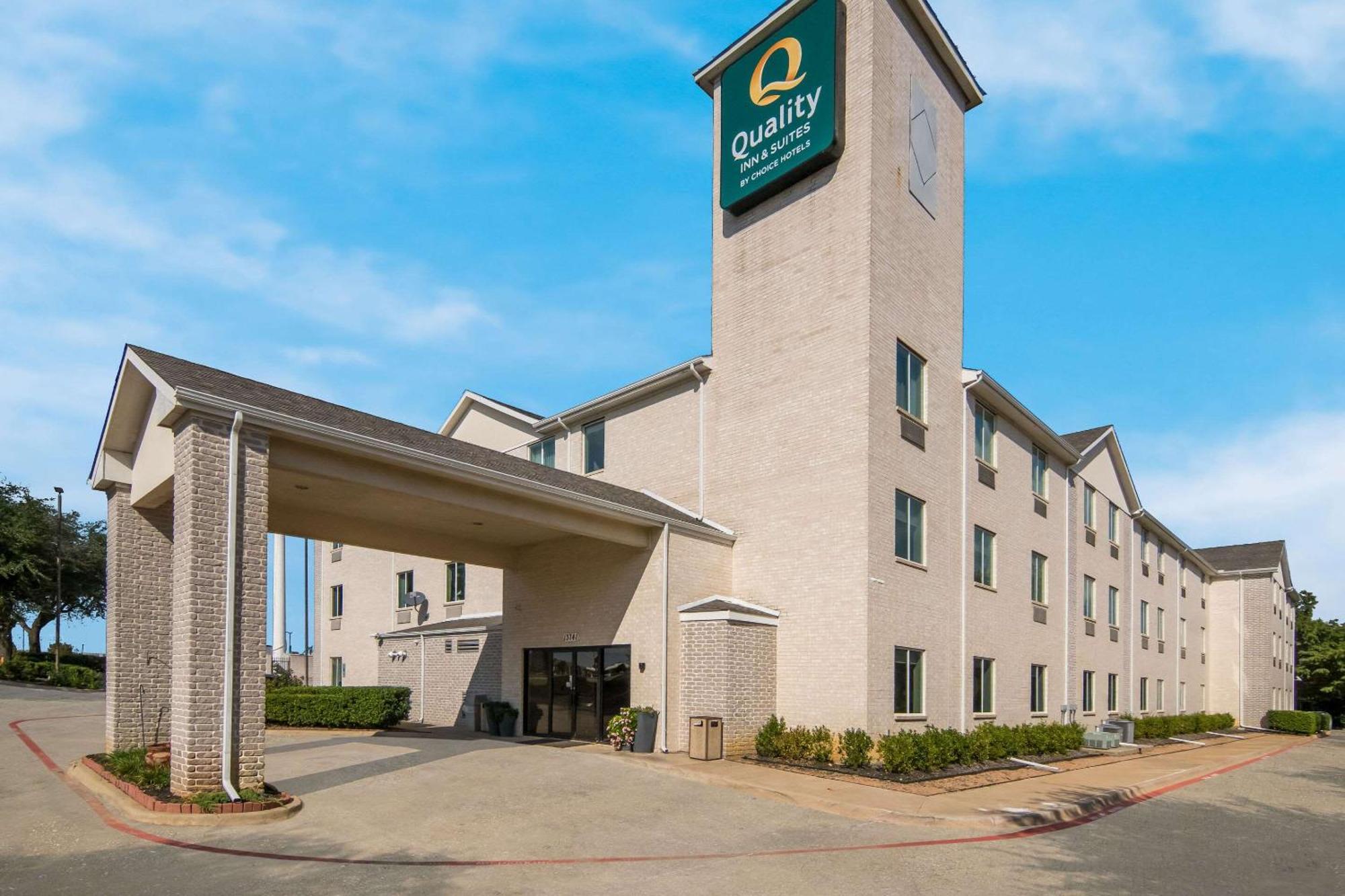 Quality & - Worth North 3* Roanoke